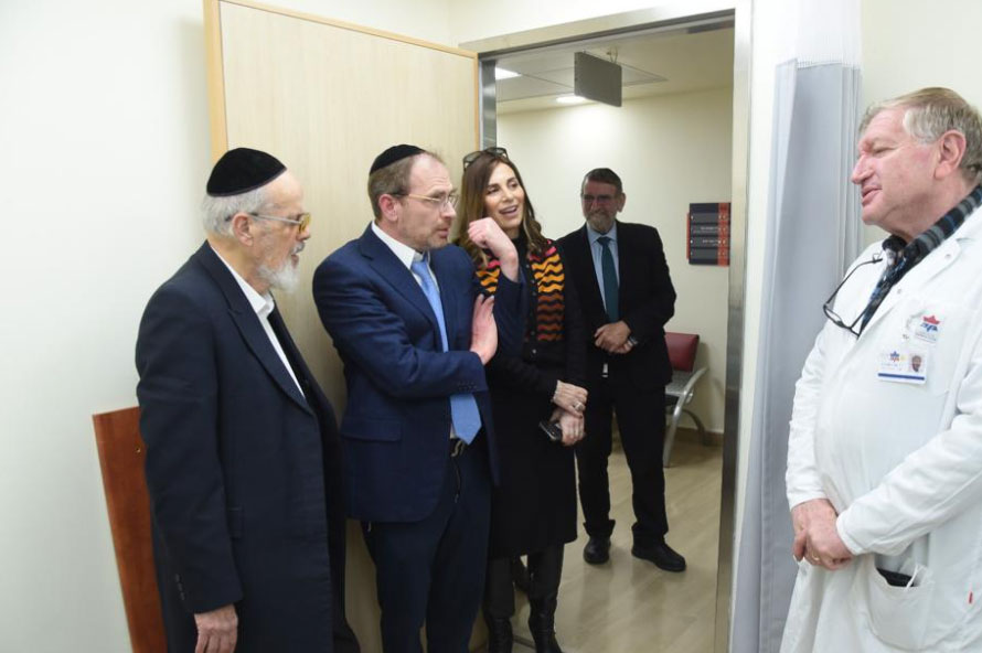 מכשיר חדש ומתקדם לביצוע בדיקת תפקודי ריאות מלאים, אשר הינו בין הבודדים מסוגו בארץ
